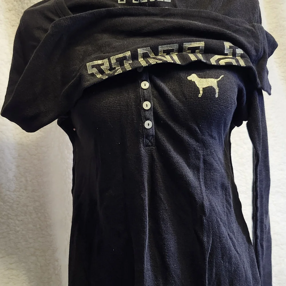 Victoria's Secret Black Long-Sleeve Henley with Cream Dog Logo - Picture 2 of 4